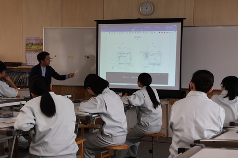 0501_I科2年_出前授業(建築士会) (1)