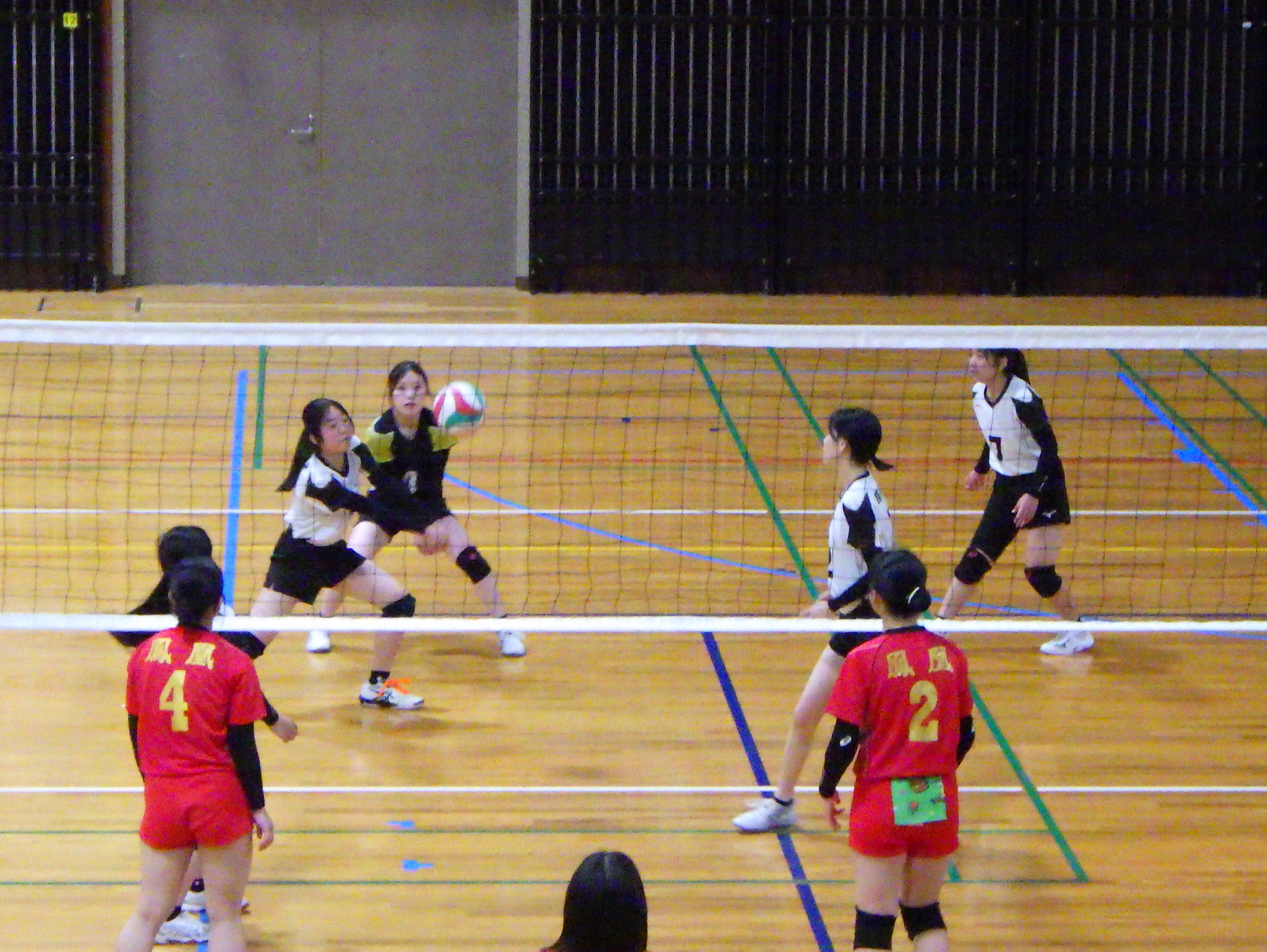 女子バレー