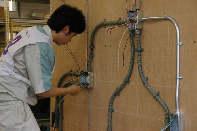 高校生ものづくりコンテスト鹿児島県大会「電気工事部門」 高校生ものづくりコンテスト鹿児島県大会「電気工事部門」