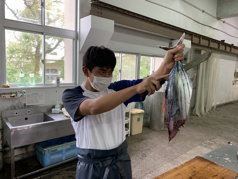 カツオ捌き隊練習　里見