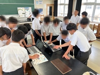 菱刈中学校3D-CAD体験会２
