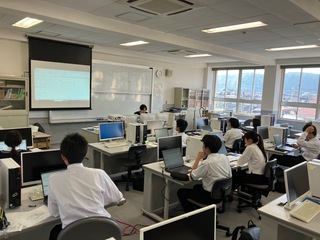 R7_第一工科大学の学生によるRevit講習会１