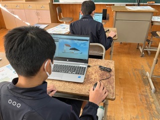 R7_牧園中学校3D-CAD体験２