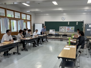 会議風景【機種依存文字】