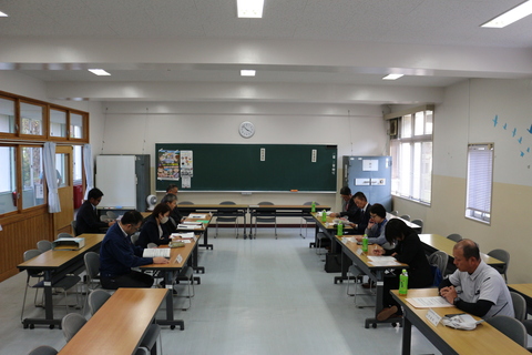 会議風景【機種依存文字】