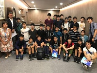 3日目 企業訪問2組6 3日目 企業訪問2組6