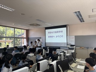 ★R7体験食物展示説明IMG_2831