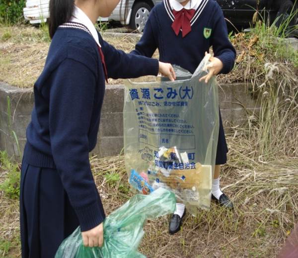 家庭クラブ　清掃活動