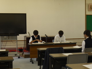 議長選出の様子