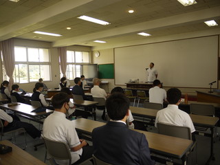 意見発表（Ⅰ類：農業生産・農業経営）の様子