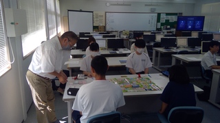 中学生体験入学 ライフサイクルゲーム講座