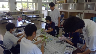 中学生体験入学 花ストラップ制作講座