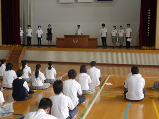 新生徒会長あいさつ