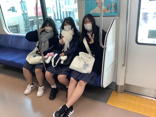 ＪRで移動の様子