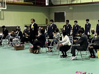 新入生入場園芸工学・農業経済科のみなさん