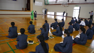 園芸同好会の紹介の様子