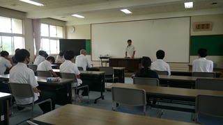 ３年生による発表
