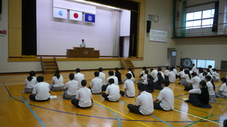 発表する様子