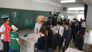 食品バザーの風景