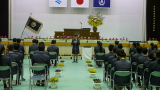 在校生代表送辞