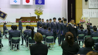 卒業生退場の様子