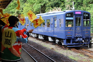 全員でお迎えとお見送り