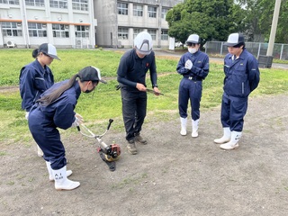 点検の様子1  