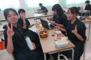 12 IMG_8042