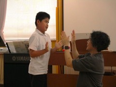 茶摘みの拍子を手遊びで感じたよ