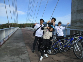 レインボーブリッジでハイ，チーズ☆