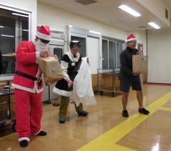 寄宿舎サンタ・トナカイ登場！