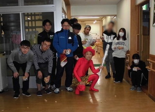 豆まきの後は仲良く　ハイチーズ