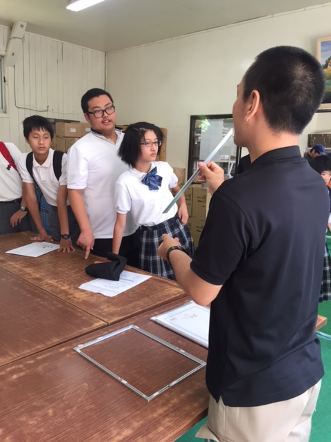 中Ⅱ２・３年職場見学１