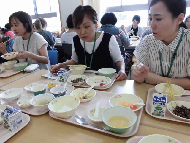 学校給食試食会３