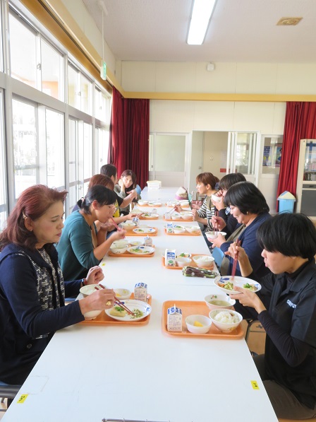 試食会