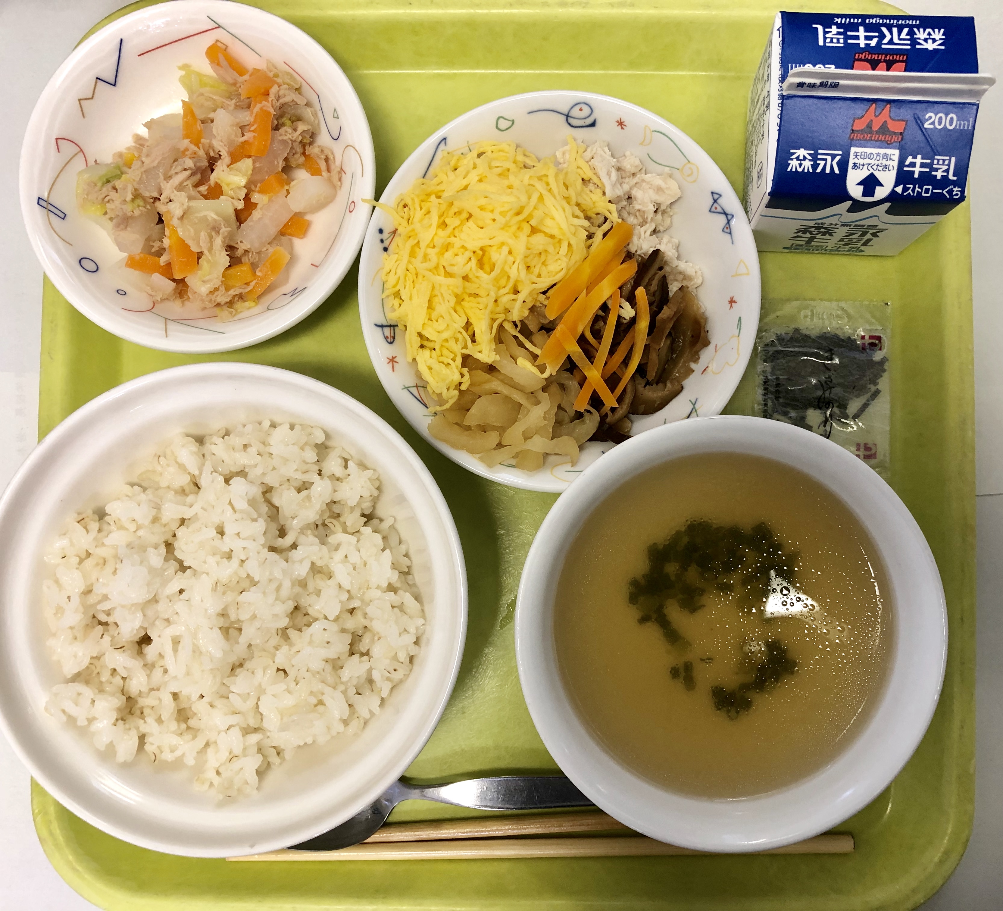 ２５（金）給食写真